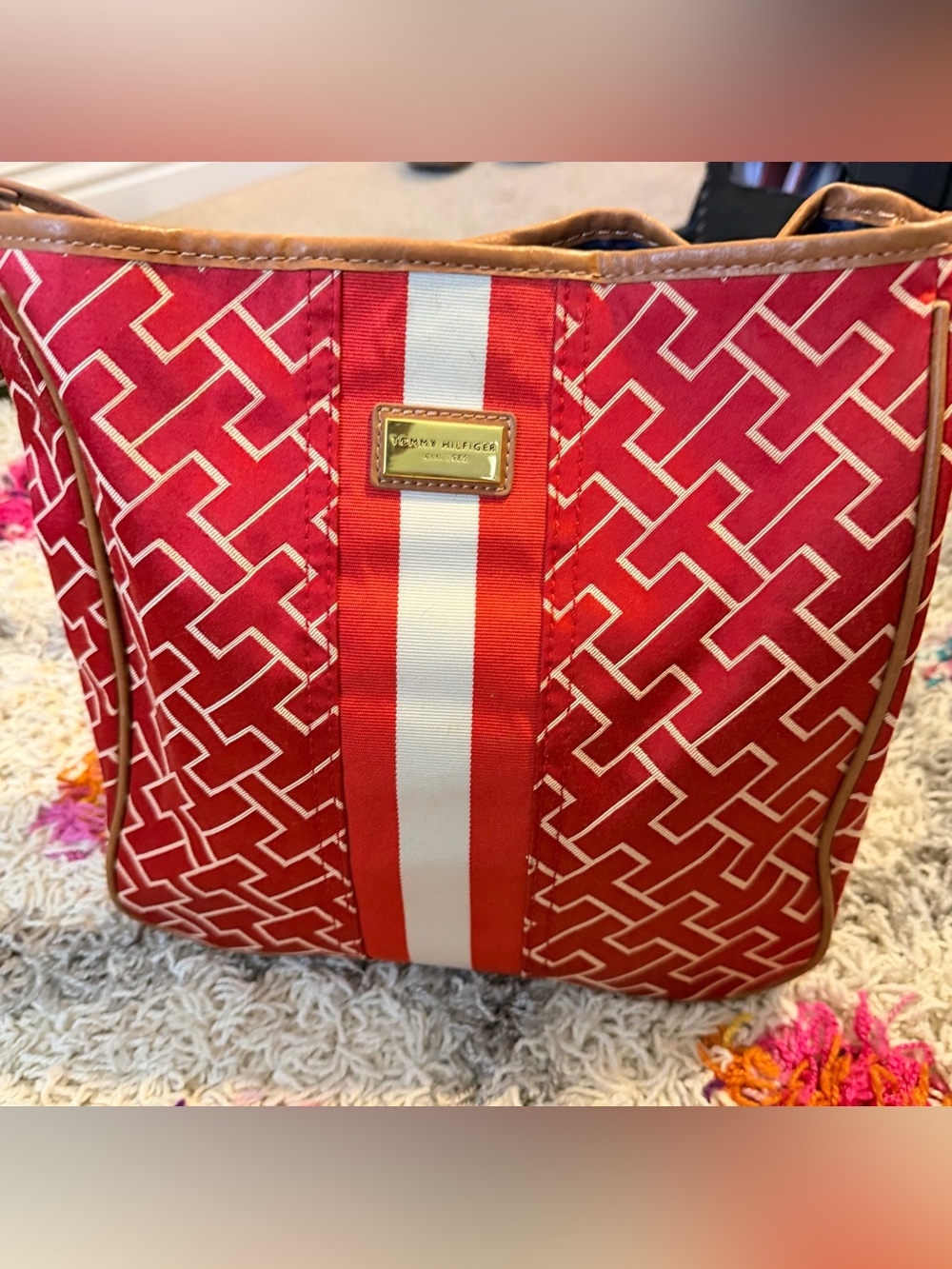 Tommy Hilfiger Red and White Patterned Tote with Gold Logo Plaque